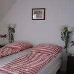 Ovari Pensiune 3*