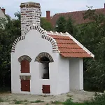 Ovari Bük