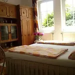 Ovari