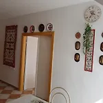 Ovari 3*